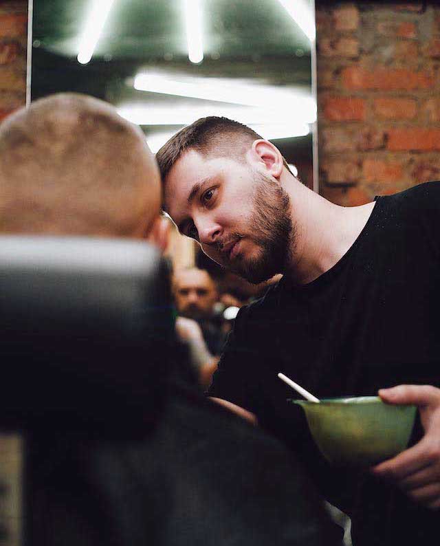 barber cutting hair